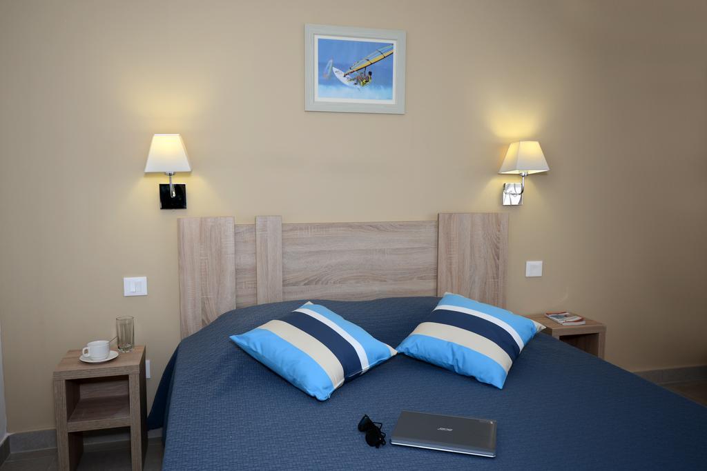 Résidence Odalys Le Lotus Blanc Le Barcarès Habitación foto